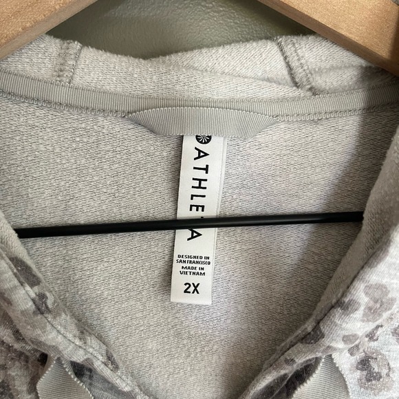 Athleta Balance Printed Sweatshirt Size 2X Spotted Gray Leopard Print Hoodie - Picture 8 of 16